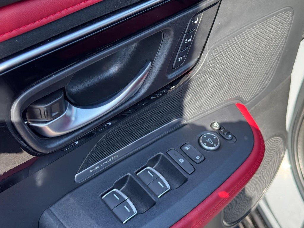 Acura ADX Vehicle Full-screen Gallery Image 16