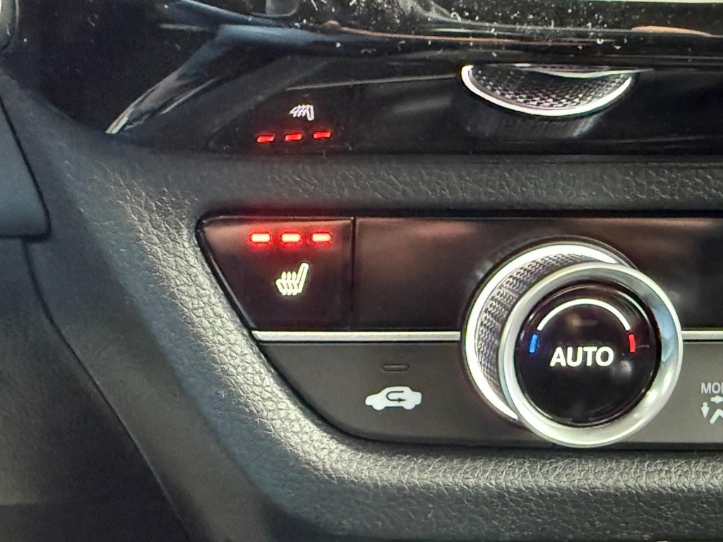 Acura ADX Vehicle Full-screen Gallery Image 15