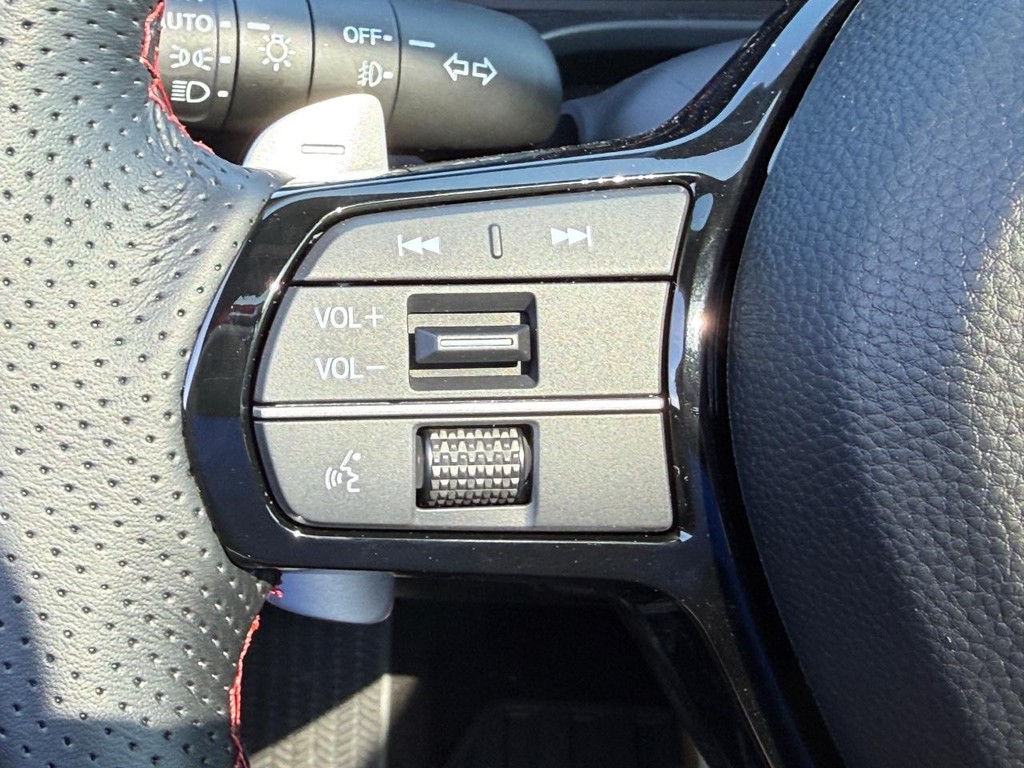 Acura ADX Vehicle Full-screen Gallery Image 12