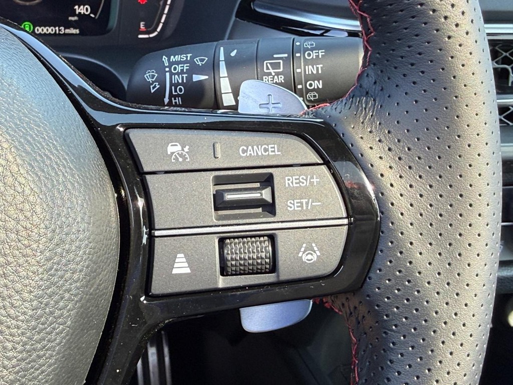 Acura ADX Vehicle Full-screen Gallery Image 13