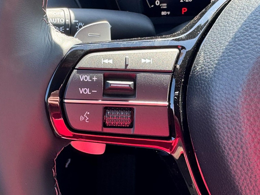 Acura ADX Vehicle Full-screen Gallery Image 12
