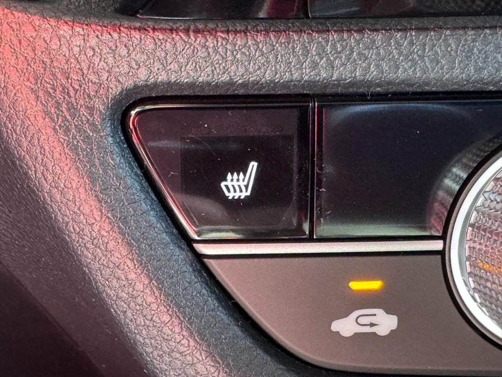 Acura ADX Vehicle Full-screen Gallery Image 15