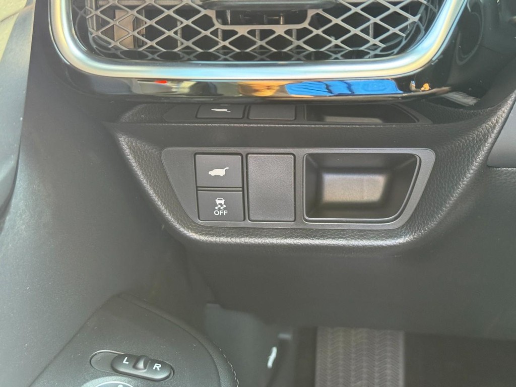 Acura ADX Vehicle Full-screen Gallery Image 17