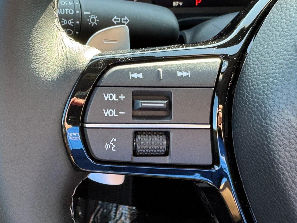 Acura ADX Vehicle Full-screen Gallery Image 18
