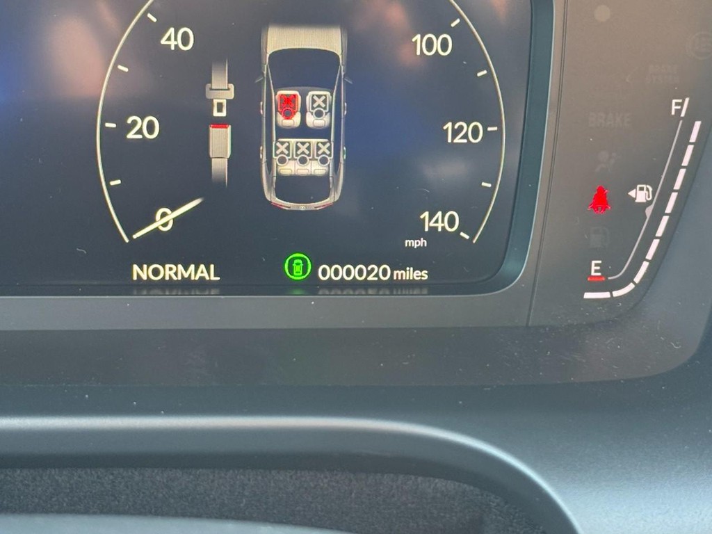 Acura ADX Vehicle Full-screen Gallery Image 21