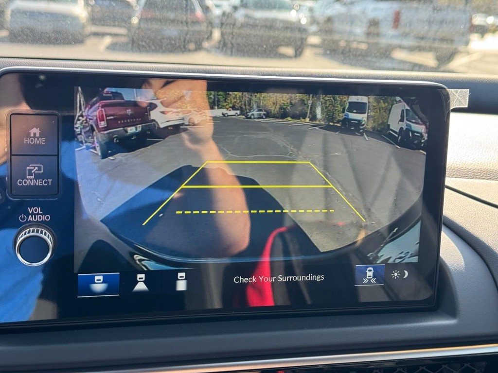 Acura ADX Vehicle Full-screen Gallery Image 22