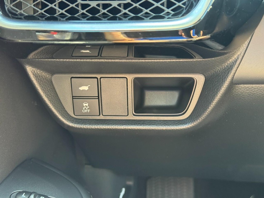 Acura ADX Vehicle Full-screen Gallery Image 17