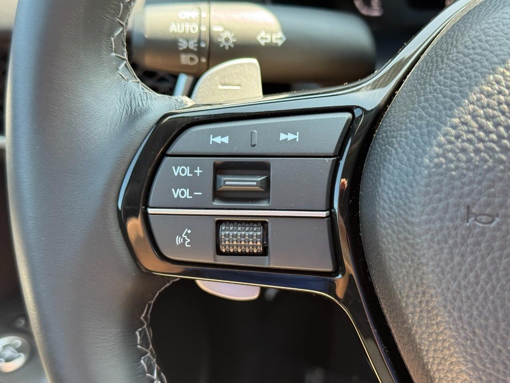Acura ADX Vehicle Full-screen Gallery Image 18
