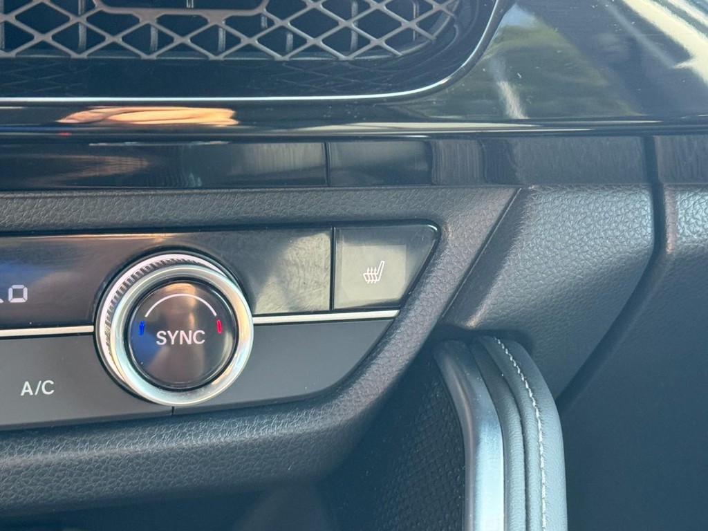 Acura ADX Vehicle Full-screen Gallery Image 23