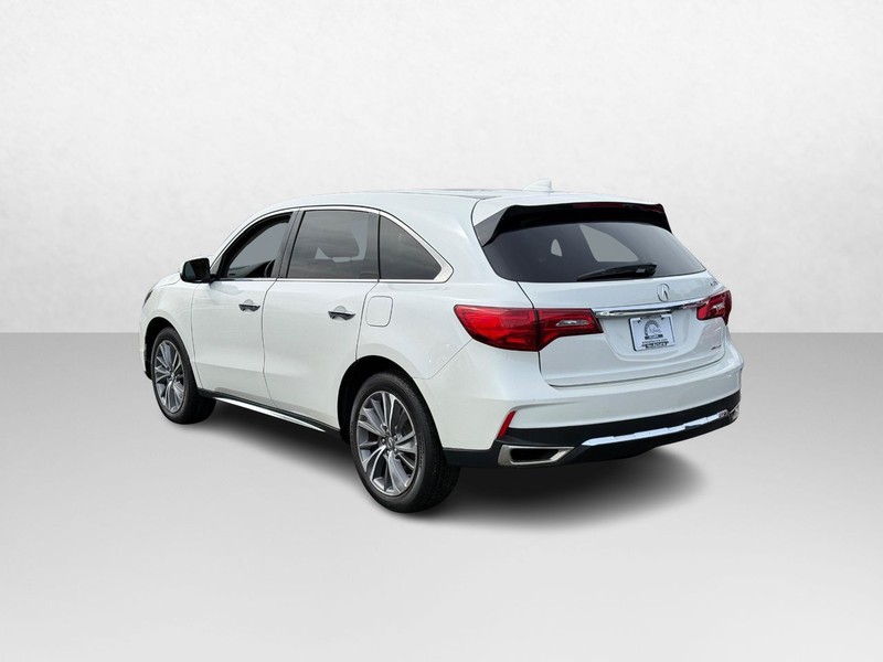 Acura MDX Vehicle Full-screen Gallery Image 03