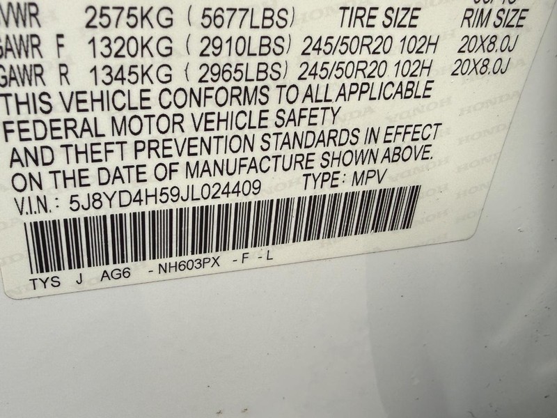 Acura MDX Vehicle Full-screen Gallery Image 23