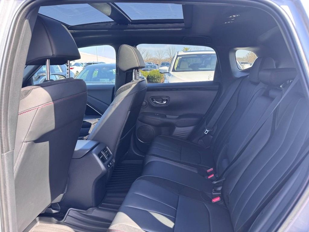 Acura ADX Vehicle Full-screen Gallery Image 06