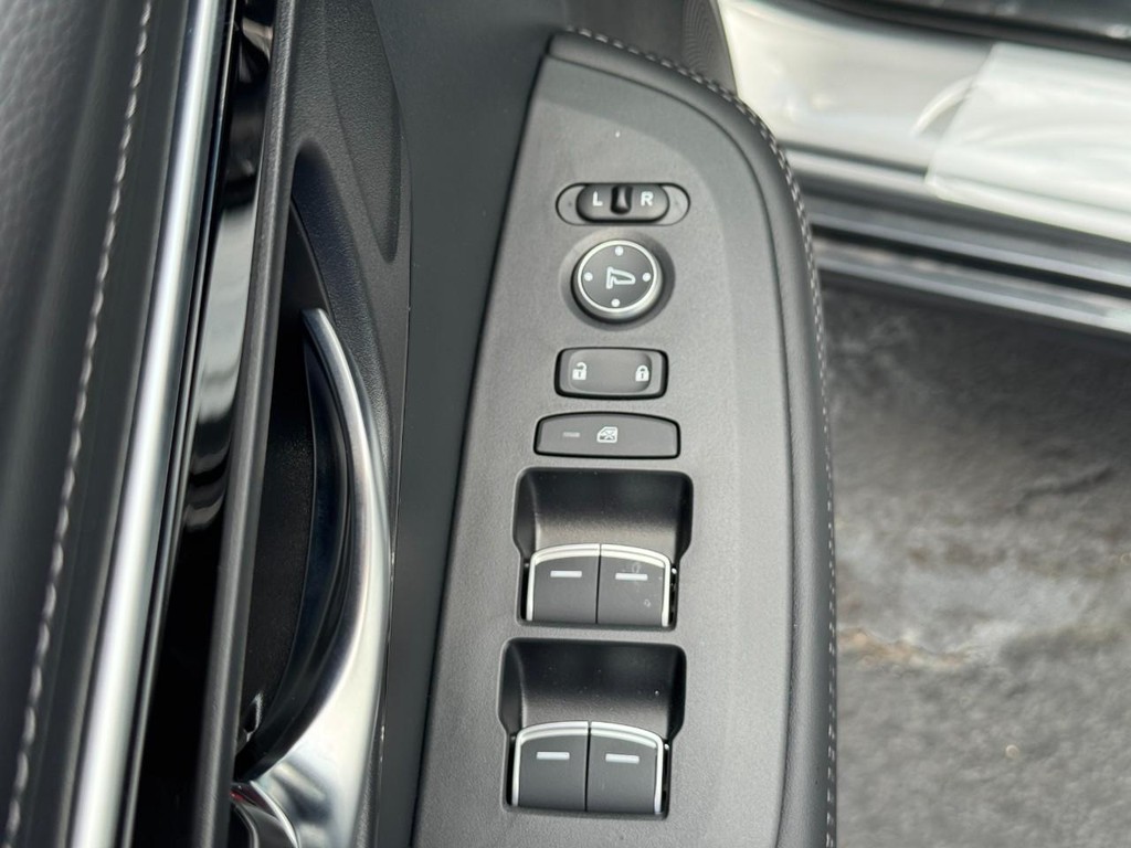 Acura ADX Vehicle Full-screen Gallery Image 15