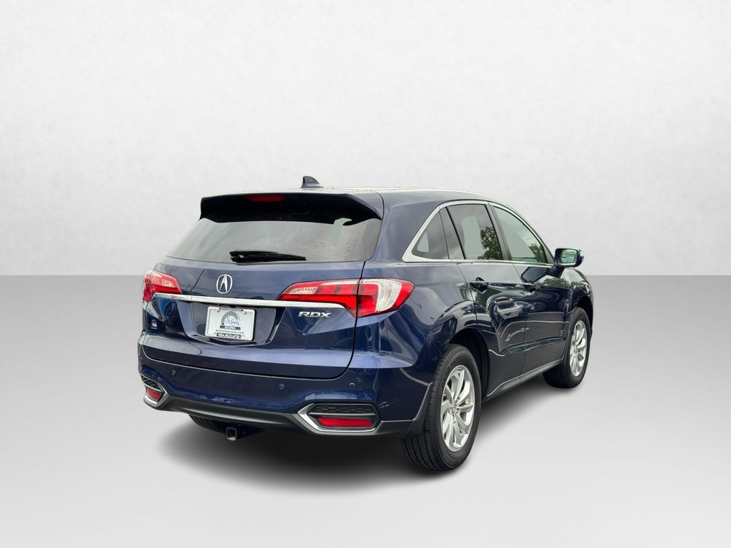 Acura RDX Vehicle Full-screen Gallery Image 06