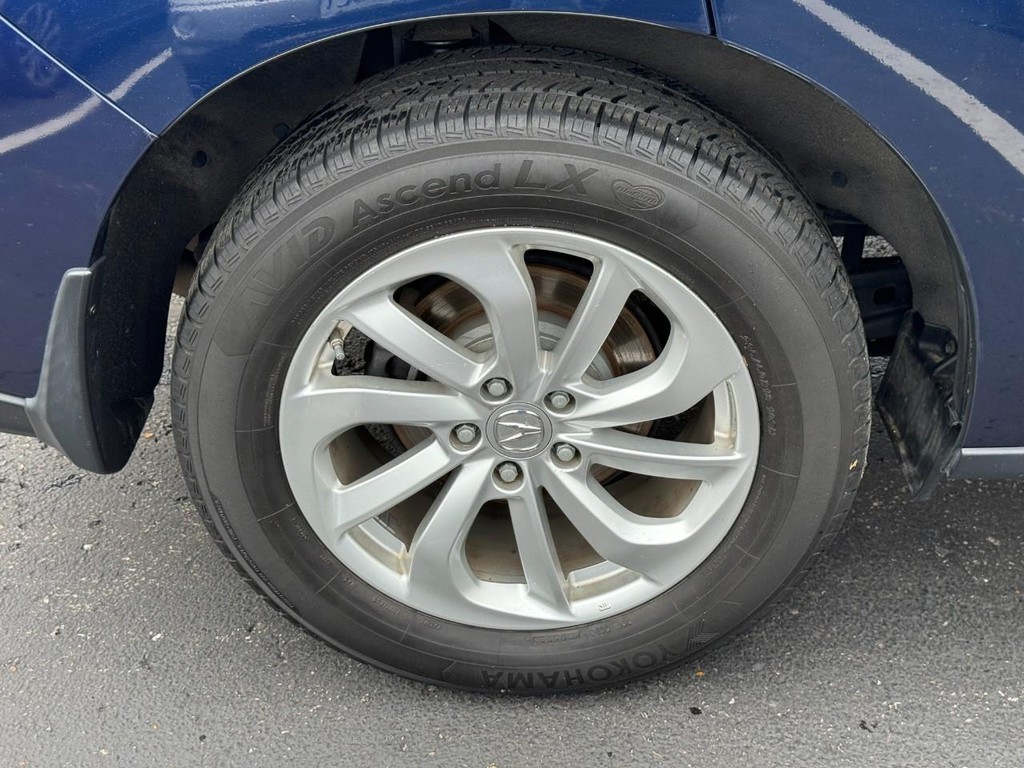 Acura RDX Vehicle Full-screen Gallery Image 07