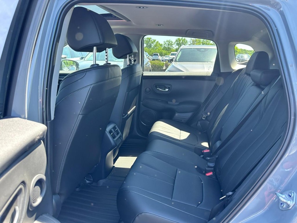 Acura ADX Vehicle Full-screen Gallery Image 04