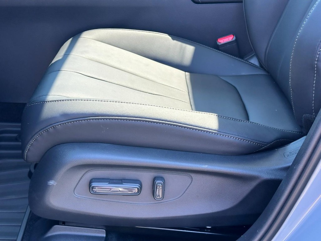 Acura ADX Vehicle Full-screen Gallery Image 11