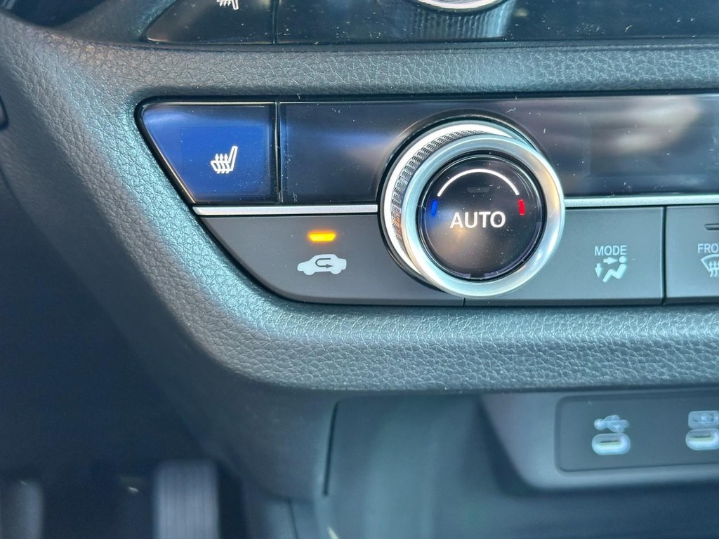 Acura ADX Vehicle Full-screen Gallery Image 14