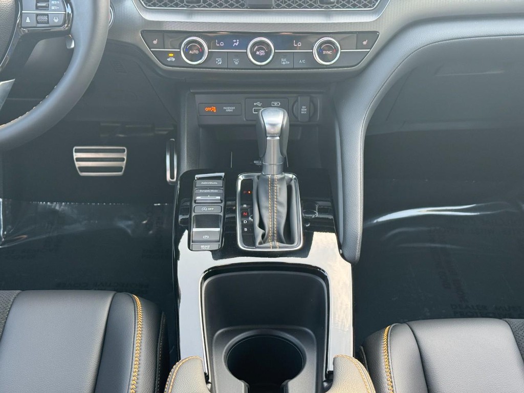 Acura Integra Vehicle Full-screen Gallery Image 16