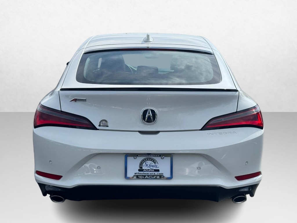 Acura Integra Vehicle Full-screen Gallery Image 04