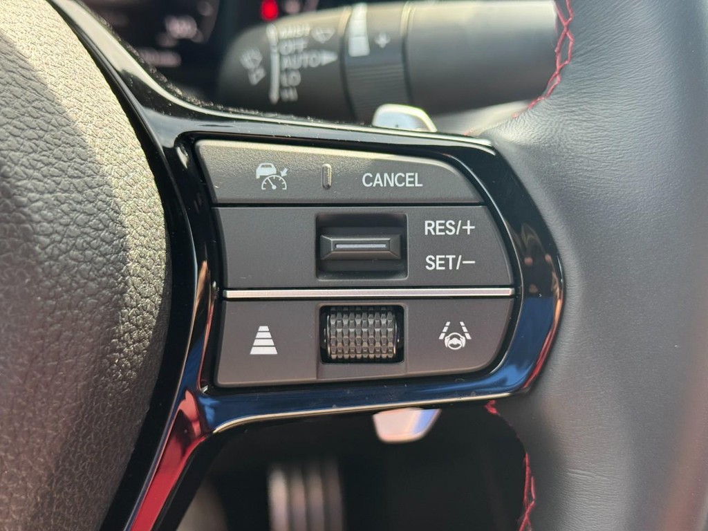 Acura Integra Vehicle Full-screen Gallery Image 21