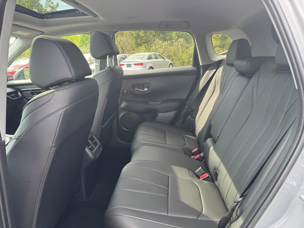 Acura ADX Vehicle Full-screen Gallery Image 10