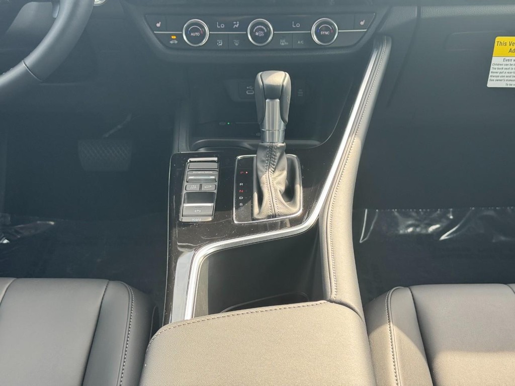 Acura ADX Vehicle Full-screen Gallery Image 14