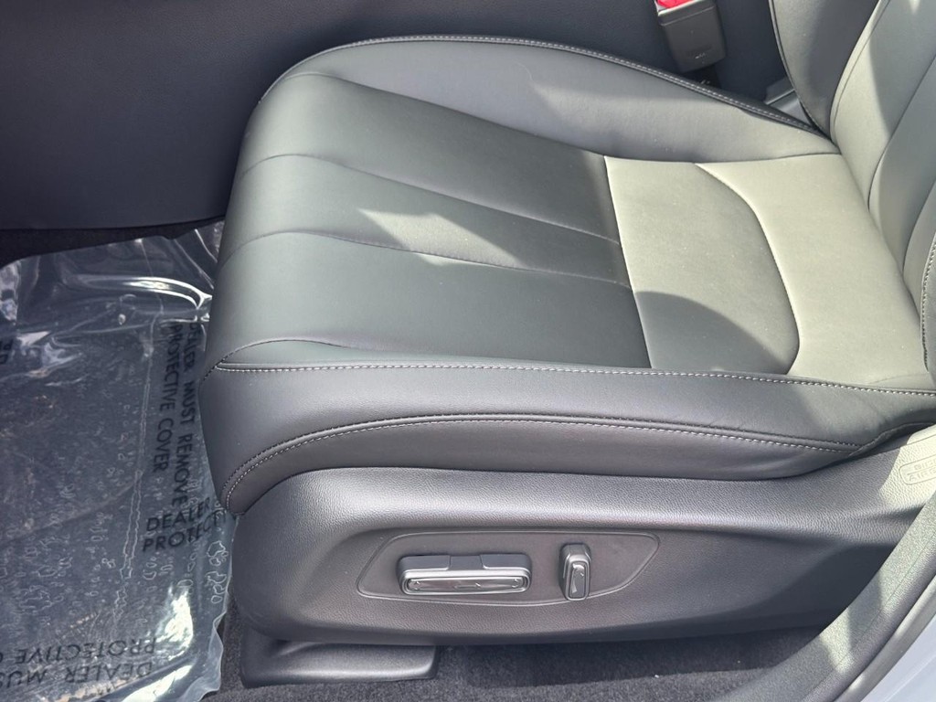 Acura ADX Vehicle Full-screen Gallery Image 16