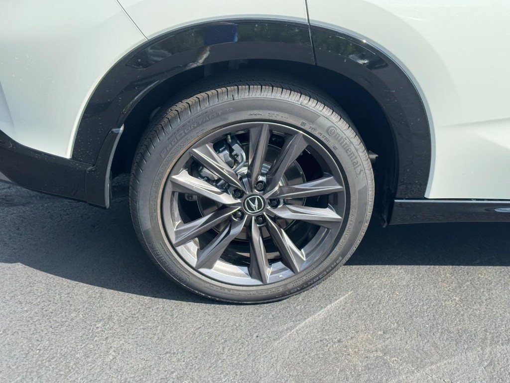 Acura ADX Vehicle Full-screen Gallery Image 08