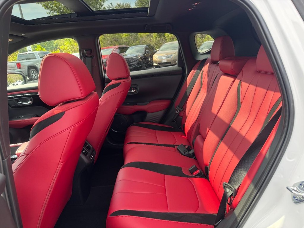 Acura ADX Vehicle Full-screen Gallery Image 11