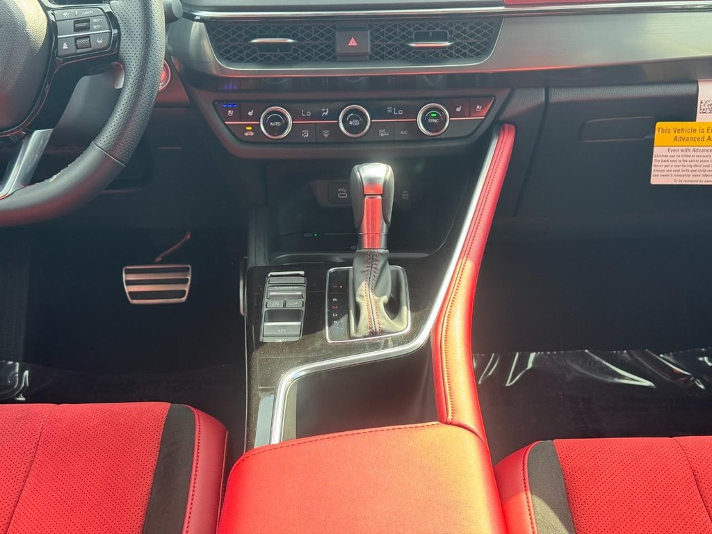 Acura ADX Vehicle Full-screen Gallery Image 16