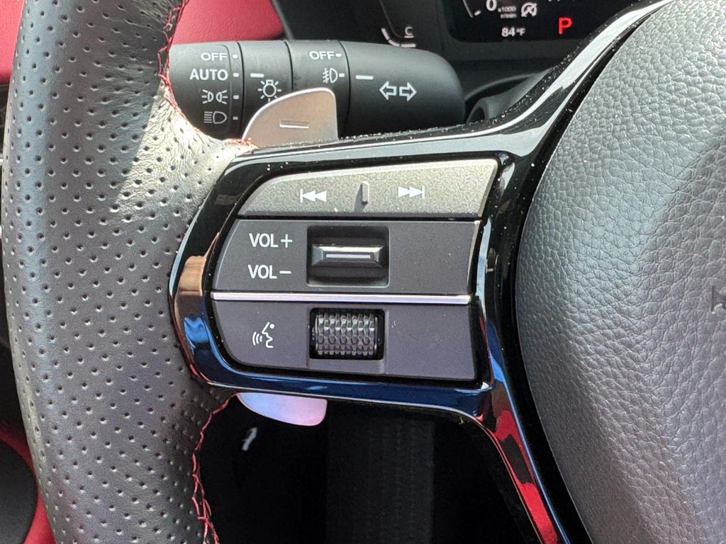 Acura ADX Vehicle Full-screen Gallery Image 20