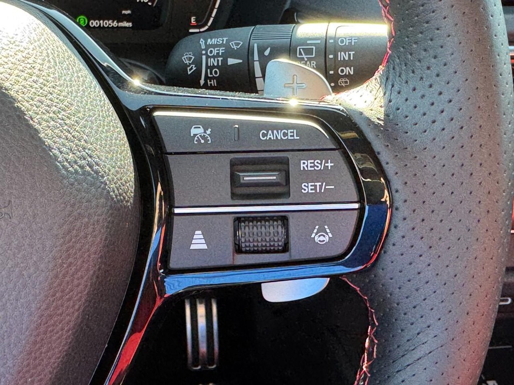 Acura ADX Vehicle Full-screen Gallery Image 21