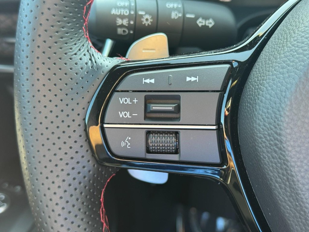 Acura ADX Vehicle Full-screen Gallery Image 20