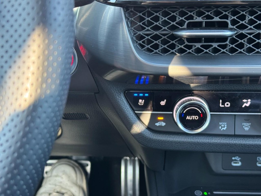 Acura ADX Vehicle Full-screen Gallery Image 25