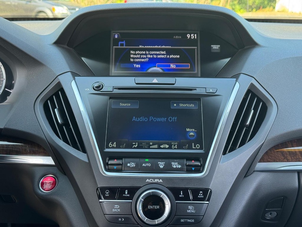 Acura MDX Vehicle Full-screen Gallery Image 15