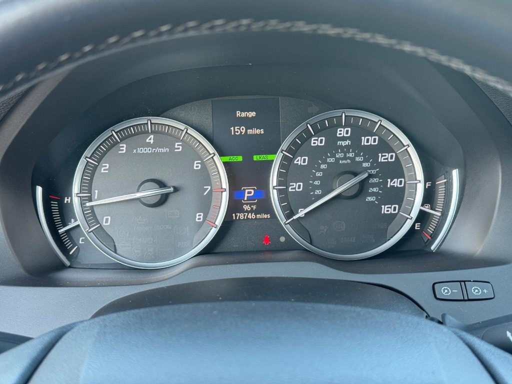 Acura MDX Vehicle Full-screen Gallery Image 21