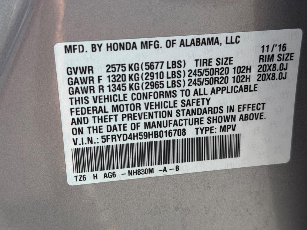 Acura MDX Vehicle Full-screen Gallery Image 25