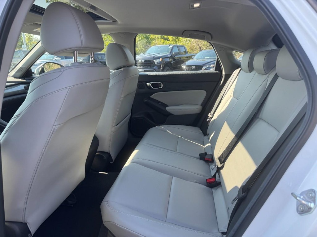 Acura Integra Vehicle Full-screen Gallery Image 10