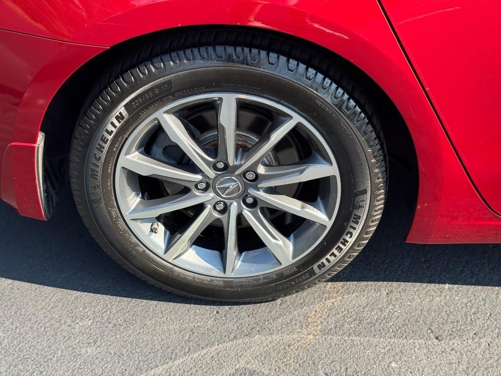 Acura TLX Vehicle Full-screen Gallery Image 07