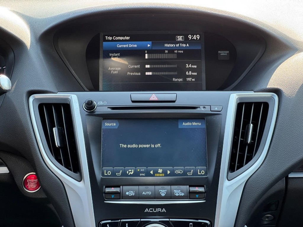 Acura TLX Vehicle Full-screen Gallery Image 13