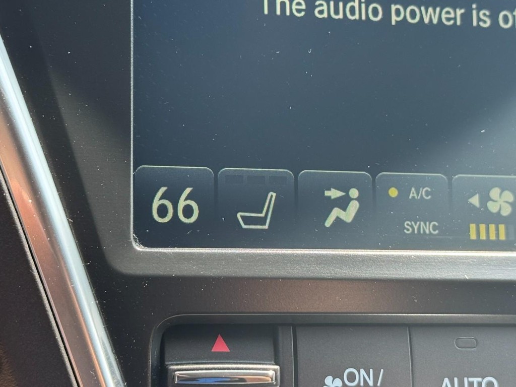 Acura MDX Vehicle Full-screen Gallery Image 27
