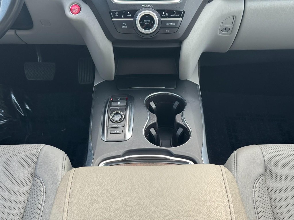 Acura MDX Vehicle Full-screen Gallery Image 16