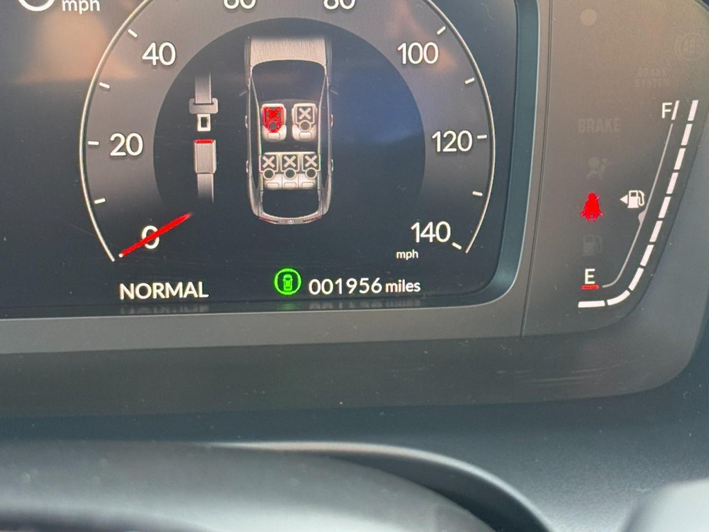 Acura ADX Vehicle Full-screen Gallery Image 23