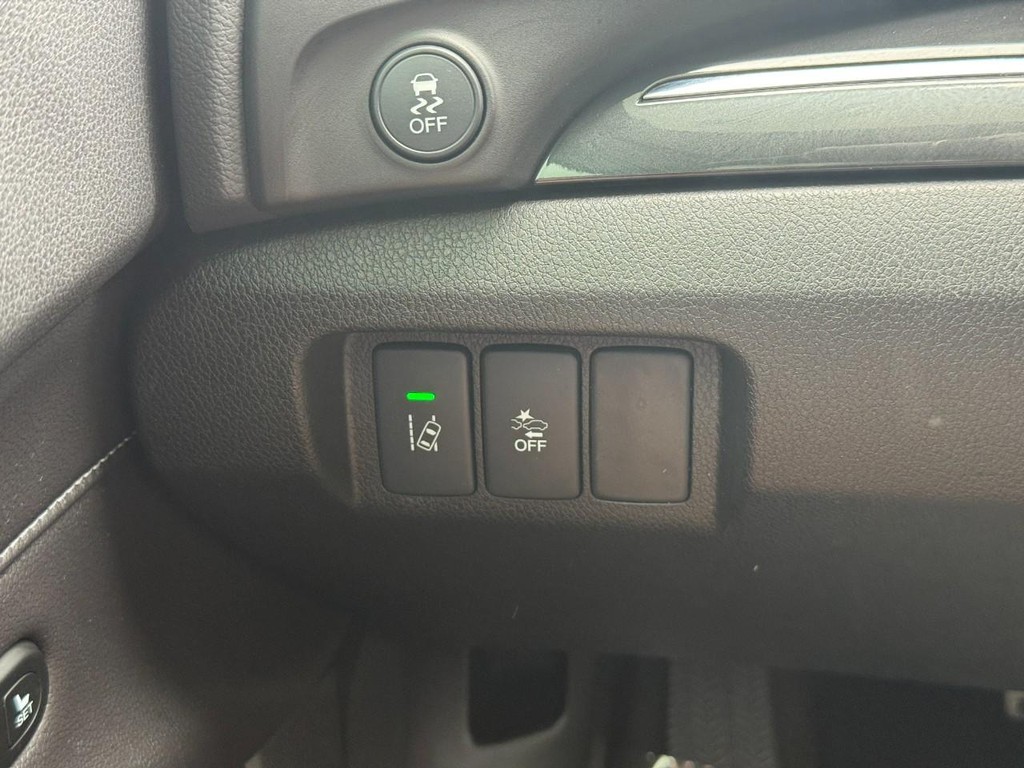 Acura ILX Vehicle Full-screen Gallery Image 19