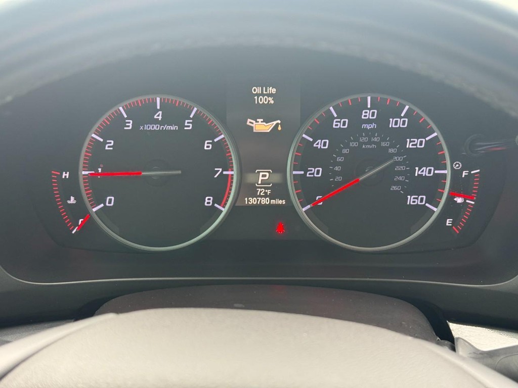 Acura ILX Vehicle Full-screen Gallery Image 22