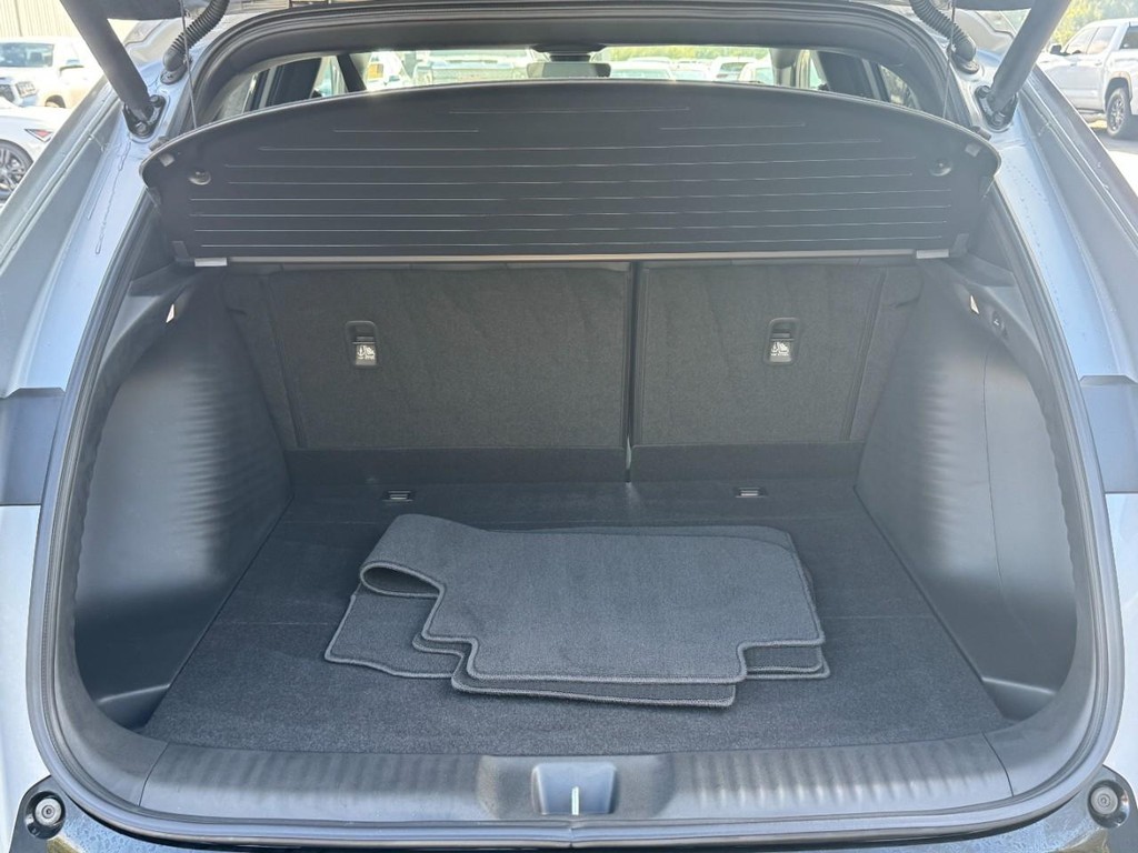 Acura ADX Vehicle Full-screen Gallery Image 04