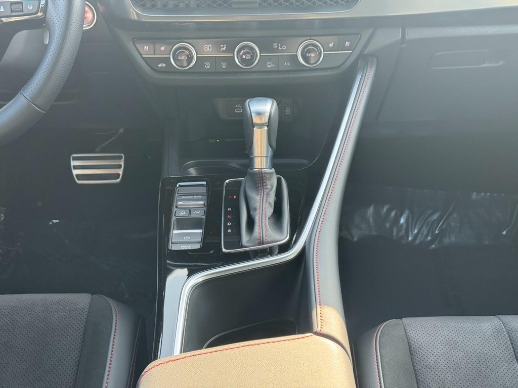 Acura ADX Vehicle Full-screen Gallery Image 16
