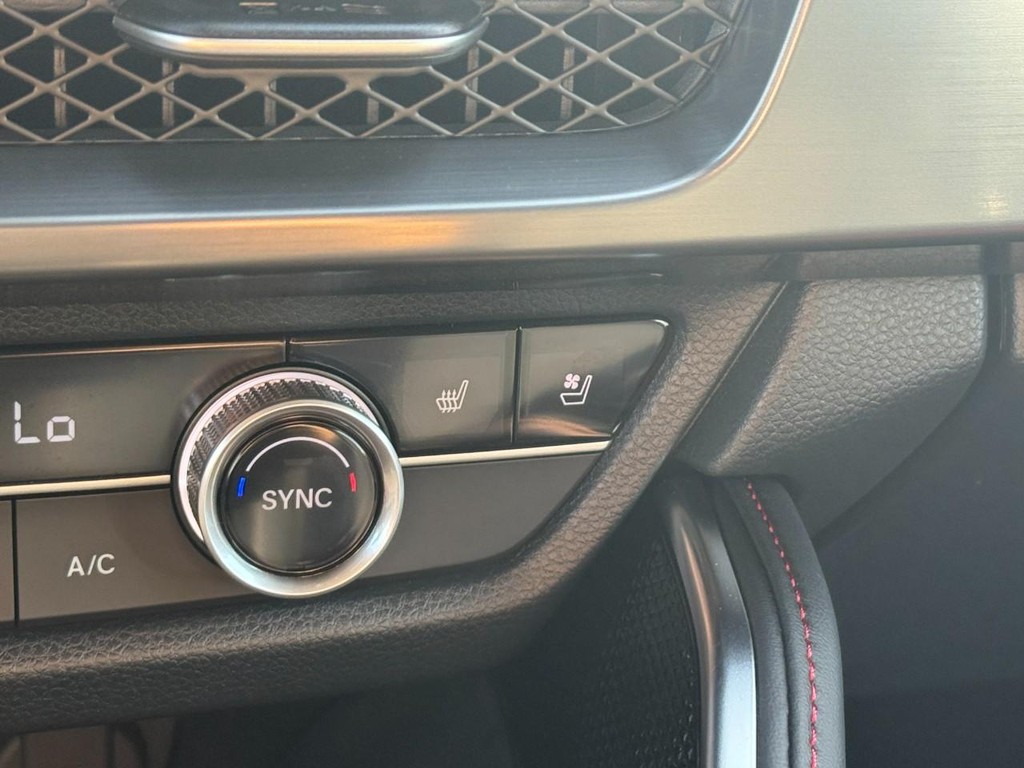 Acura ADX Vehicle Full-screen Gallery Image 25