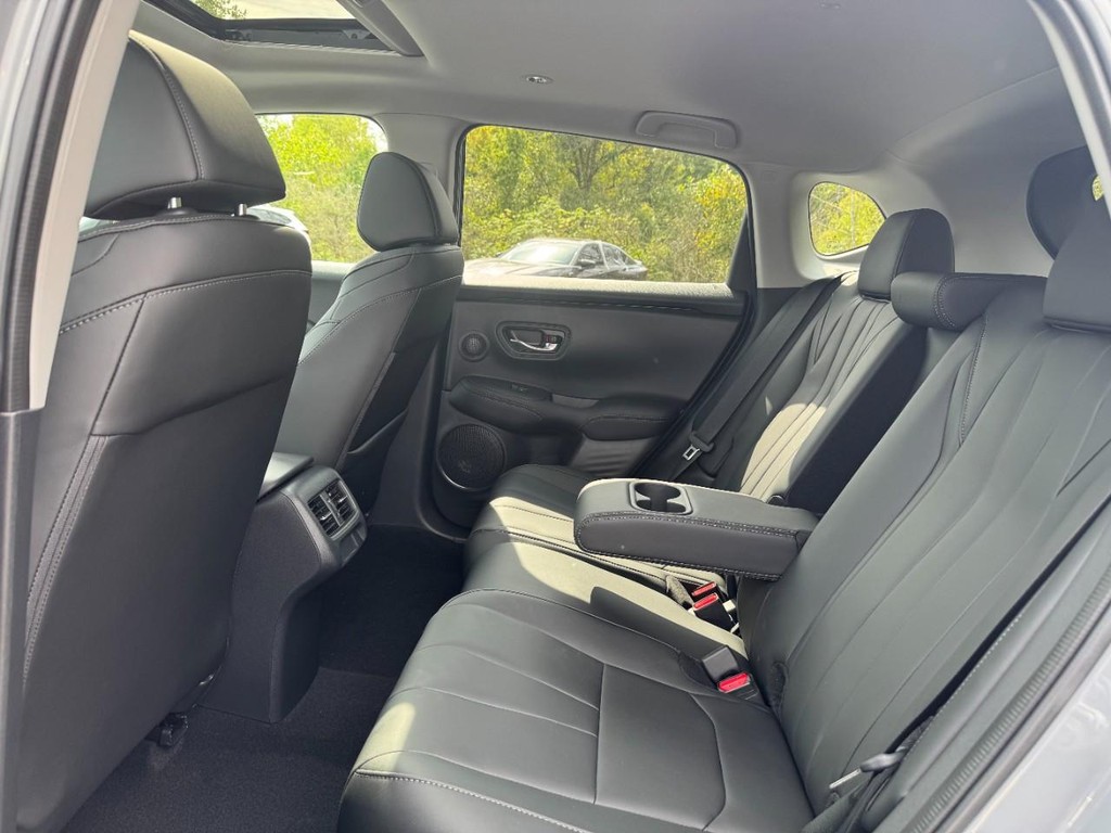 Acura ADX Vehicle Full-screen Gallery Image 10